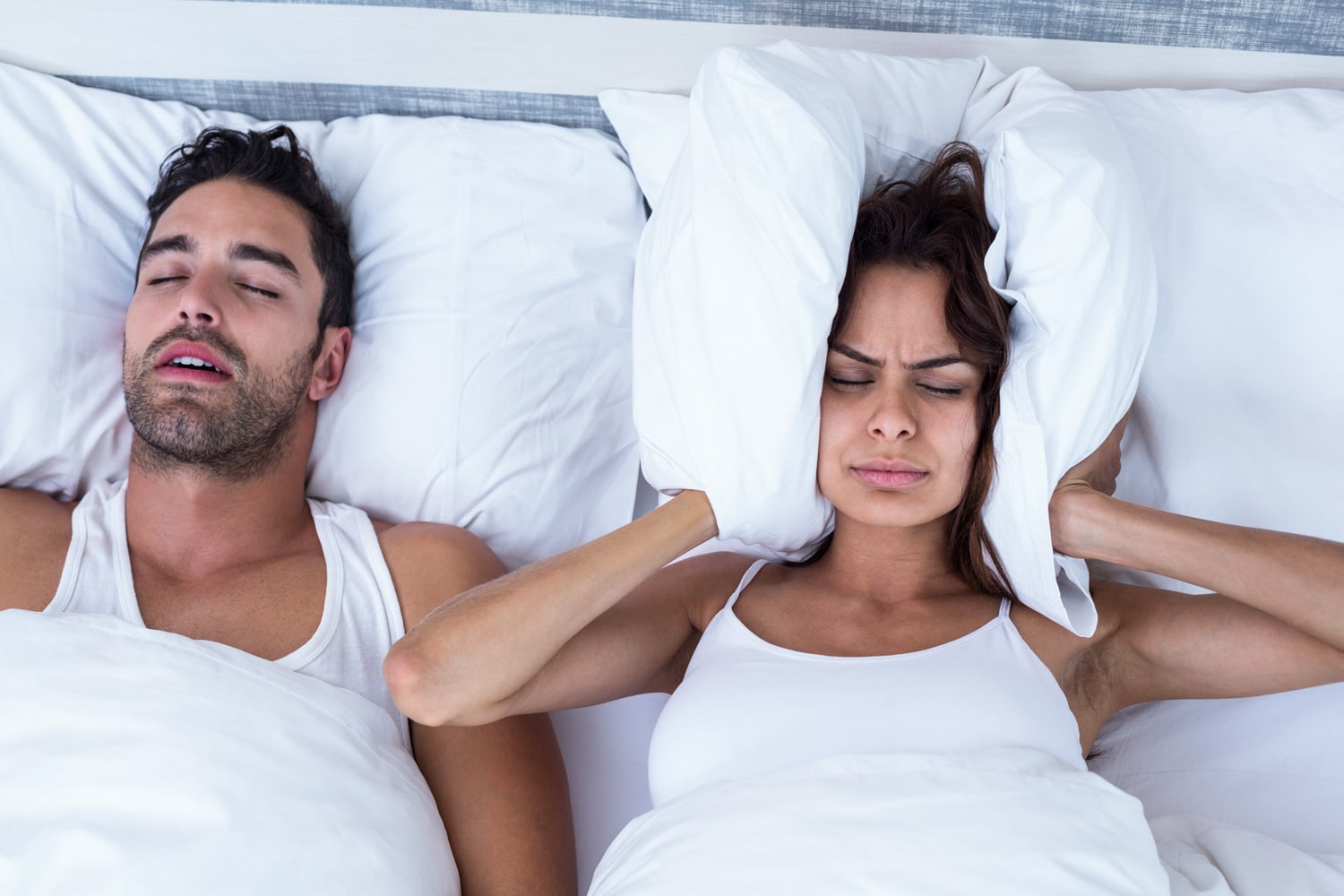 5 conseils pour dormir avec quelqu’un qui ronfle